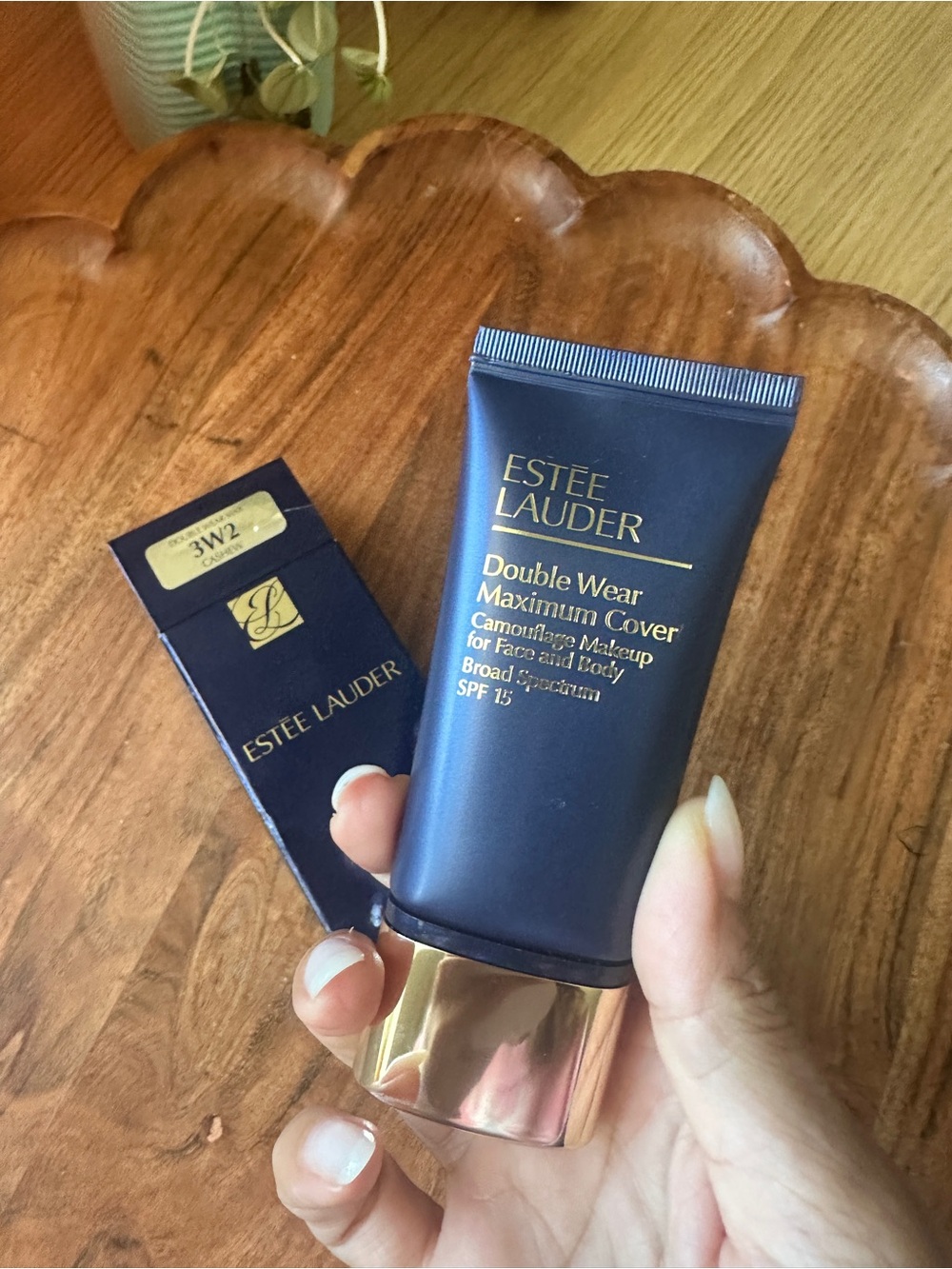 3W2 Estée Lauder Double Wear Maximum Cover - Shade Cashew